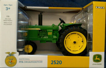 1:16 John Deere 2520 Tractor FFA Organization